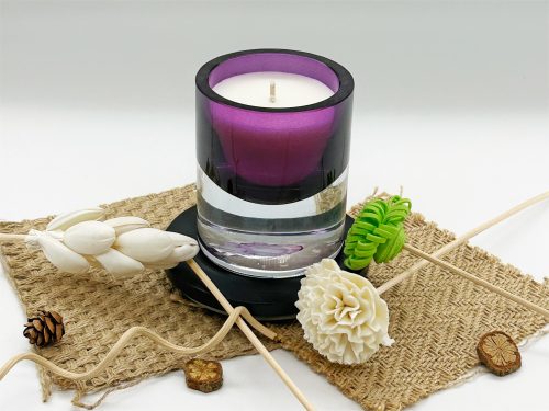 Elevate Your Mood with Our Luxurious Aromatherapy Candles