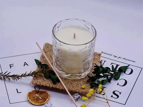 Discover the Power of Aromatherapy with Our Natural Soy Candles